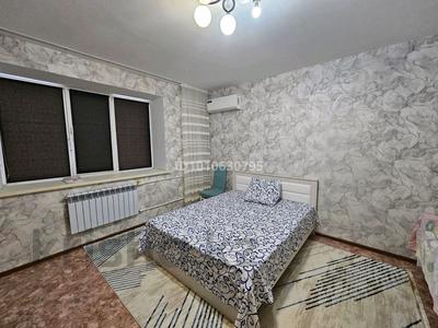 2-комнатная квартира · 63 м² · 3/5 этаж, Дружбы народов 4/6 за 22.5 млн ₸ в Аксае