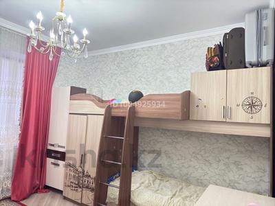 2-бөлмелі пәтер · 74 м² · 4/5 қабат, мкр. Алтын орда 47Г — Мәңгілік Ел, бағасы: 28 млн ₸ в Актобе