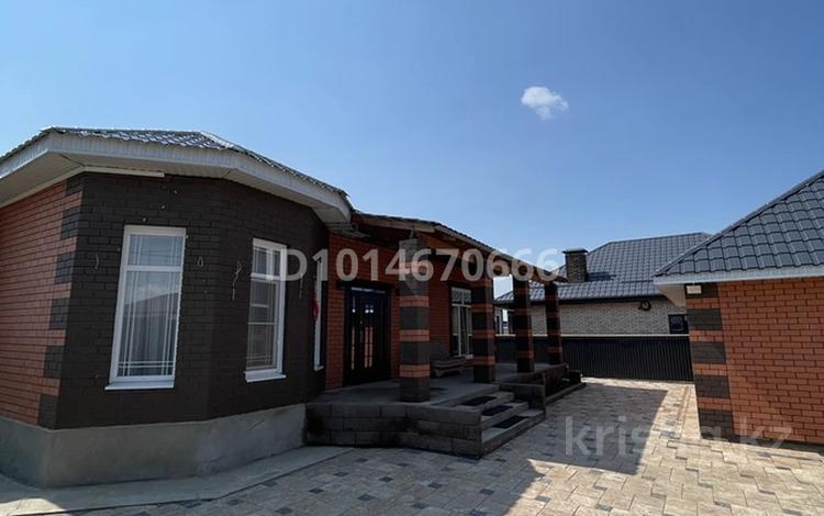 Часть дома · 5 комнат · 260 м² · 8 сот., Жанатурмыс 345 за 70 млн ₸ в Актобе, жилой массив Таншолпан — фото 2