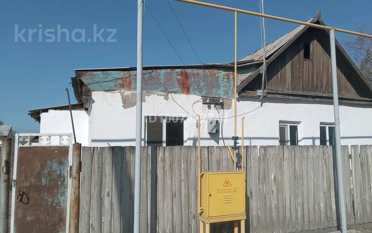 Отдельный дом · 2 комнаты · 59 м² · 6 сот., Абдрахман ақын қиылысы 3 — Қоғамдық монша, музыкалық мектеп, дүкендер, орталық базар, цон, пошта.3000 000т ақшалай, қалғаны бөліп төлеу. за 3.3 млн ₸ в Уштобе — фото 2