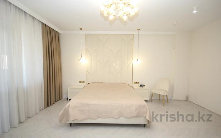 3-комнатная квартира · 164.6 м² · 11/13 этаж, Варламова 33 за 110 млн ₸ в Алматы, Алмалинский р-н — фото 2