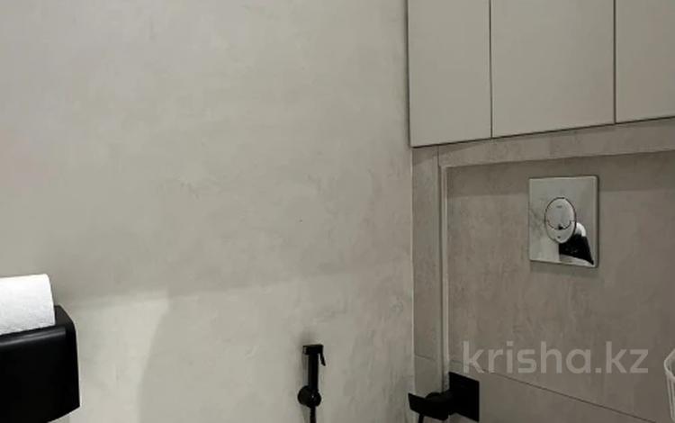 3-комнатная квартира · 81 м² · 7/8 этаж, Абая 200 за 55.5 млн ₸ в Алматы, Бостандыкский р-н — фото 2