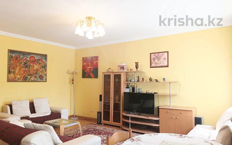 2-бөлмелі пәтер · 80 м² · 3/23 қабат, Кабанбай батыра 87 — Абылай Хана, бағасы: 450 000 ₸ в Алматы, Алмалинский р-н — фото 16