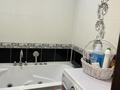 4-бөлмелі пәтер · 81.4 м² · 6/9 қабат, Ларина 2/2 — Автопарк, бағасы: 28 млн ₸ в Уральске — фото 26