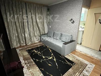 1-комнатная квартира · 30 м² · 2/5 этаж, Майкудук, 12й микрорайон 5 за 120 000 ₸ в Караганде, Алихана Бокейханова р-н