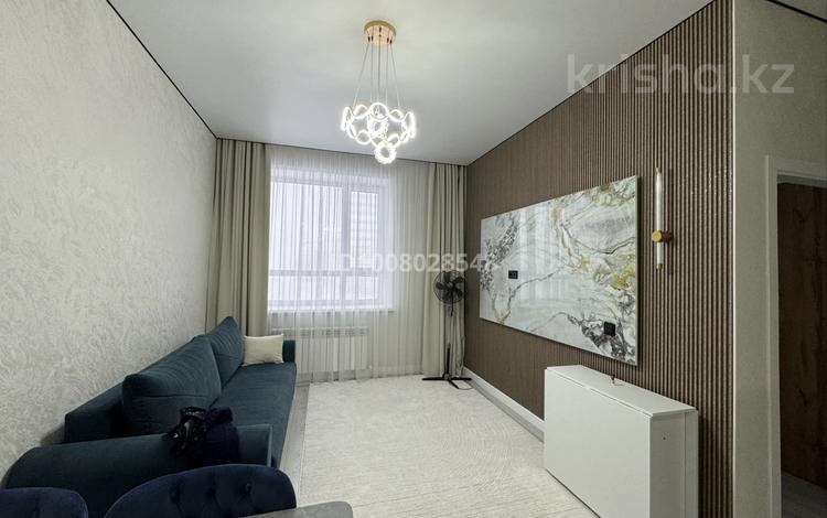 2-комнатная квартира · 39.8 м² · 9/9 этаж, Толе би 25 за 285 000 ₸ в Астане, Нура р-н — фото 2