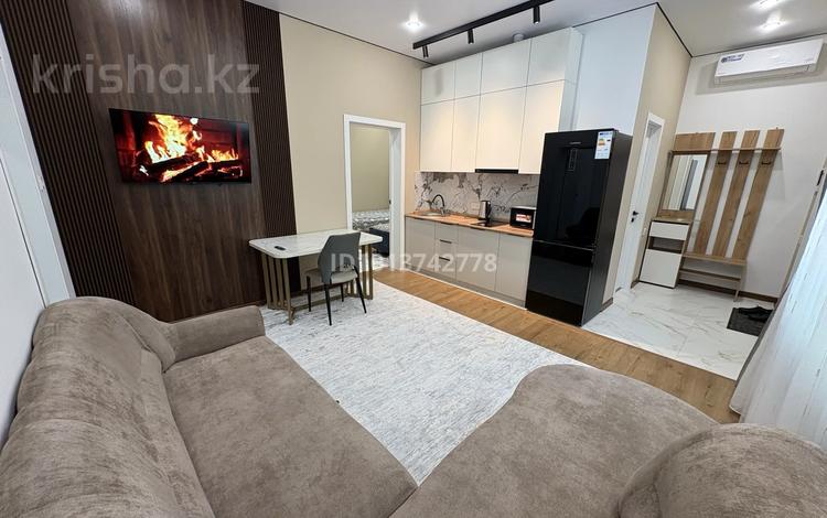 Дом · 3 комнаты · 65 м², Ержанова 29 — Алмата -1 за 28 000 ₸ в Алматы — фото 2