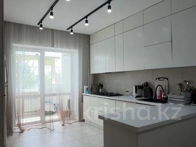 4-комнатная квартира · 167 м² · 1/4 этаж, Абдолова за 65 млн ₸ в Уральске