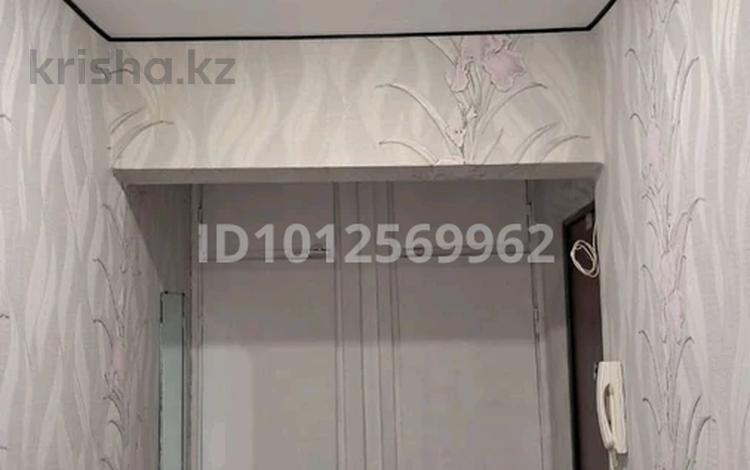 1-комнатная квартира · 32.7 м² · 3/5 этаж, Абая 21 за 16 млн ₸ в  — фото 2