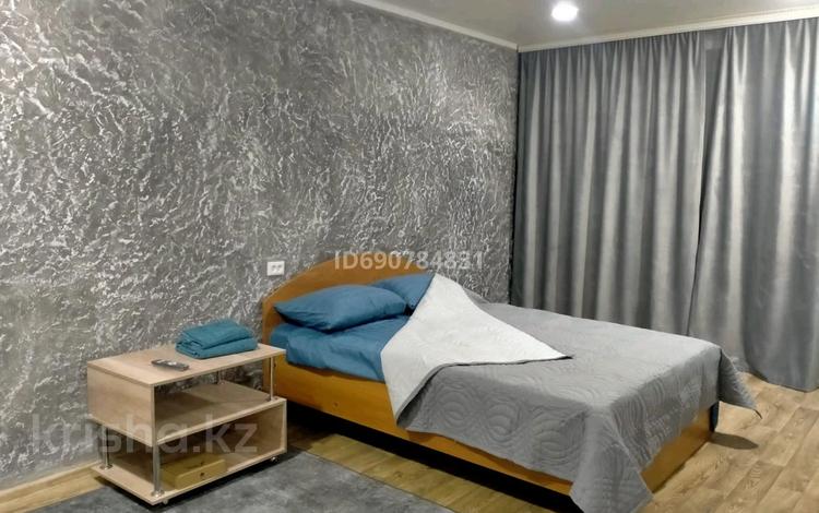 1-комнатная квартира · 31 м² · 2/5 этаж, Потанина за 10 000 ₸ в Усть-Каменогорске — фото 2