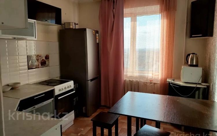 3-комнатная квартира · 66 м² · 9/10 этаж, Муканова 80 за 23 млн ₸ в Караганде, Казыбек би р-н — фото 2