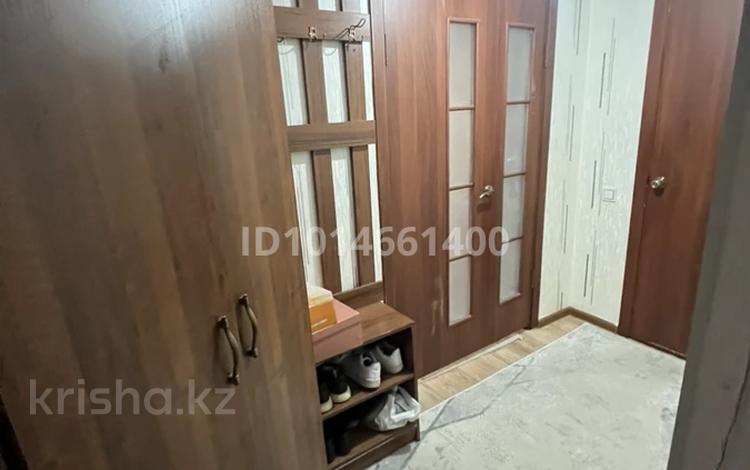 1-комнатная квартира · 40 м² · 6/9 этаж, мкр Астана 86 за 130 000 ₸ в Шымкенте, Каратауский р-н — фото 2