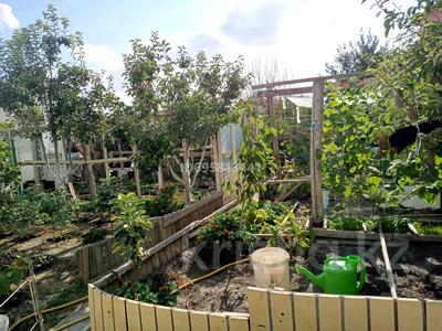 Отдельный дом · 7 комнат · 200 м² · 8 сот., мкр. Алмагуль, Шара жиенкулова 25 — Мясокомбинат рядом базар Дина за 40 млн 〒 в Атырау