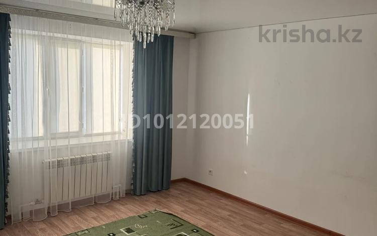 1-комнатная квартира · 44 м² · 1/10 этаж, мкр 12 43 — Возле клуба за 200 000 ₸ в Актобе — фото 2
