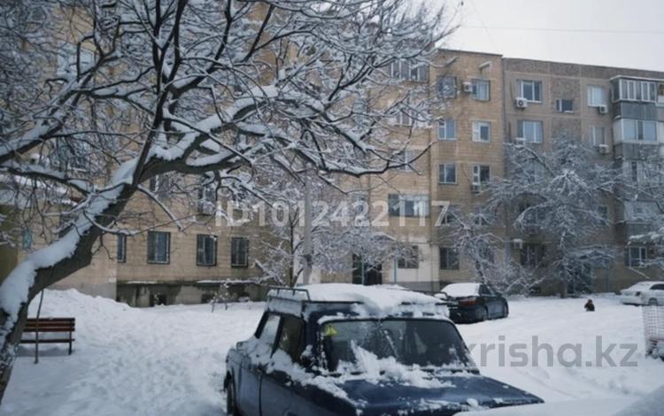 1-бөлмелі пәтер · 55 м² · 3/5 қабат, 28-й мкр 25 — Что находится поблизости: * магазины и супермаркеты * аптеки * кафе и кофейни * салоны красоты и парикмахерские * остановки автобусов * детские сады и школы, бағасы: 120 000 ₸ в Актау — фото 2