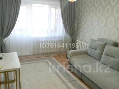 2-комнатная квартира · 52.3 м² · 6/9 этаж, Майкудук, Майкудук, 15й микрорайон 37 за 13 млн 〒 в Караганде, Алихана Бокейханова р-н