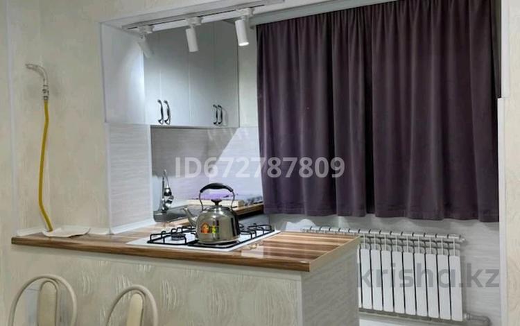 2-комнатная квартира · 50 м² · 3/5 этаж, Токмаганбетова 27 — Байсейтова за 25 000 ₸ в  — фото 3