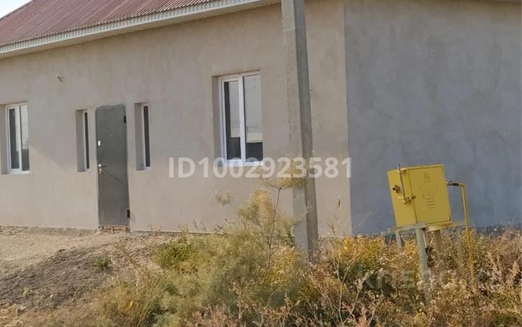 Отдельный дом · 3 комнаты · 60 м² · 8 сот., Байтерек — Байтерек-1 за 7.5 млн ₸ в  — фото 2