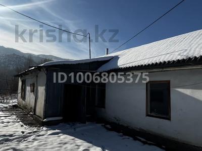 Отдельный дом · 3 комнаты · 63 м² · 10 сот., Победы 1 за 23 млн 〒 в Есик