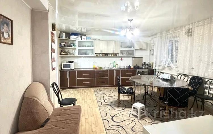 Отдельный дом · 4 комнаты · 160 м² · 43 сот., Стражиченко 1 за 35.5 млн ₸ в Уральске — фото 2