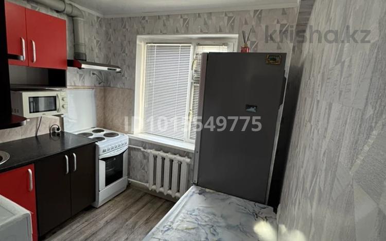 3-комнатная квартира · 50 м² · 5/5 этаж, Агыбай батыр 17 — Автостанция, Базар за 300 000 ₸ в Балхаше — фото 2