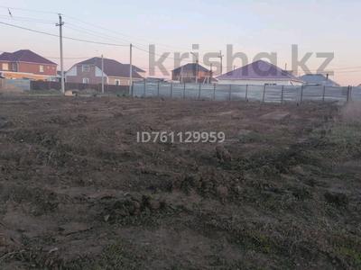Продажа участков в Акмолинской обл.: Участок · 10 соток, ул 11 мкр д 402 402 за 7.5 млн 〒 Участок · 10 соток, ул 11 мкр д 402 402 за 7.5 млн 〒 в Талапкере