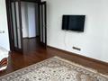 2-комнатная квартира · 90 м² · 10/22 этаж, мкр Самал, Достык 160 за 500 000 ₸ в Алматы, Медеуский р-н — фото 4