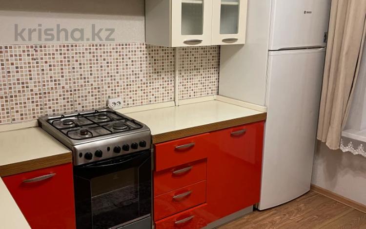 4-бөлмелі пәтер · 90 м² · 2/5 қабат, мкр Мамыр-1 — Момышулы - Шаляпина, бағасы: 330 000 ₸ в Алматы, Ауэзовский р-н — фото 2