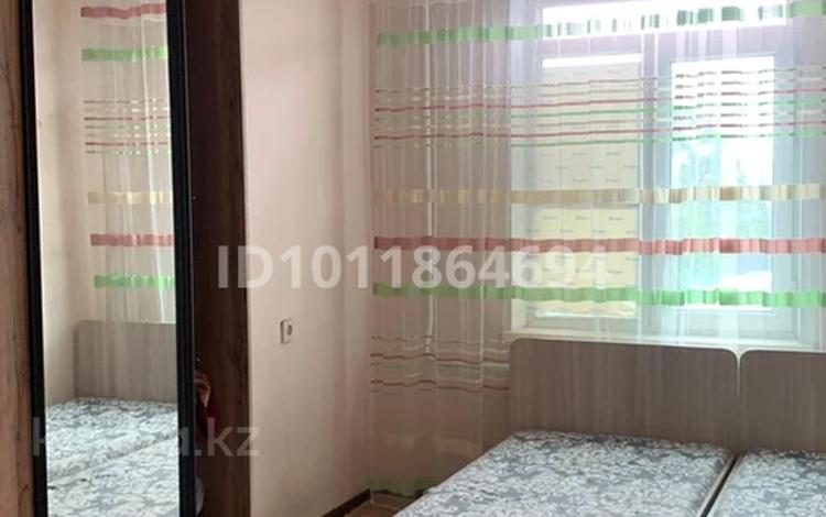 2-комнатная квартира · 75 м² · 4/5 этаж, Жансая ш.а. 7 за 120 000 〒 в Таразе — фото 2