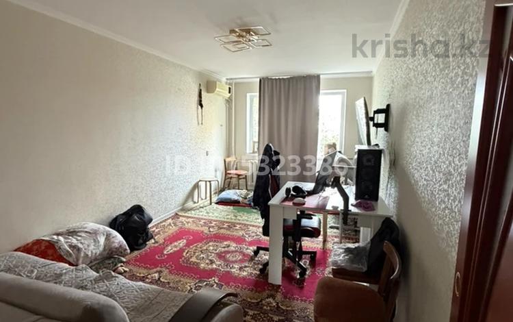 2-комнатная квартира · 46.7 м² · 1/5 этаж, мкр Айгуль, громова 13 за 15 млн ₸ в Уральске — фото 2