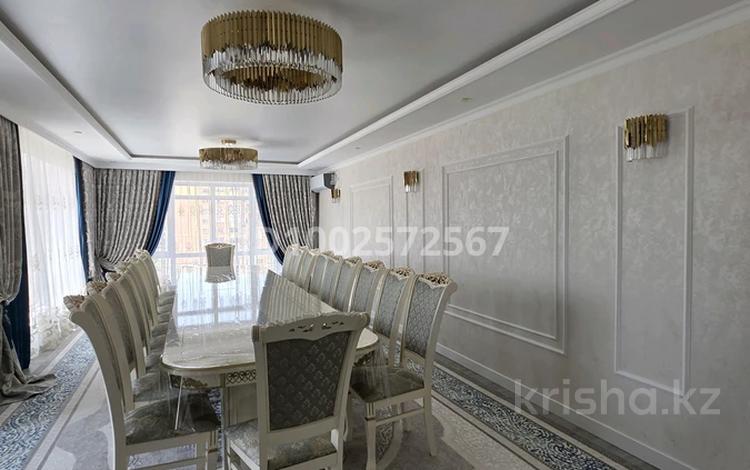 7-бөлмелі пәтер · 228 м² · 5/9 қабат, мкр. Алтын орда, Алтын Орда, бағасы: 114 млн 〒 в Актобе — фото 39