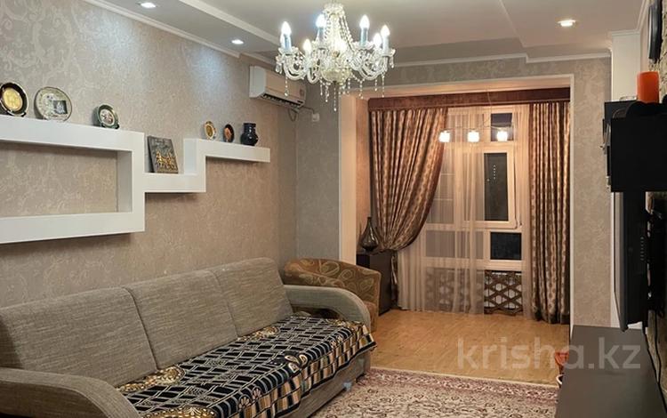 3-комнатная квартира · 72 м² · 4/5 этаж, 14-й мкр 19 за 320 000 ₸ в Актау — фото 2