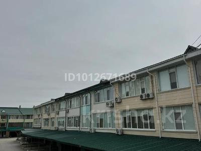 2-бөлмелі пәтер · 81 м² · 2/3 қабат, мкр. Алтын орда, Газиза Жубановой 15/1, бағасы: 27.5 млн ₸ в Актобе