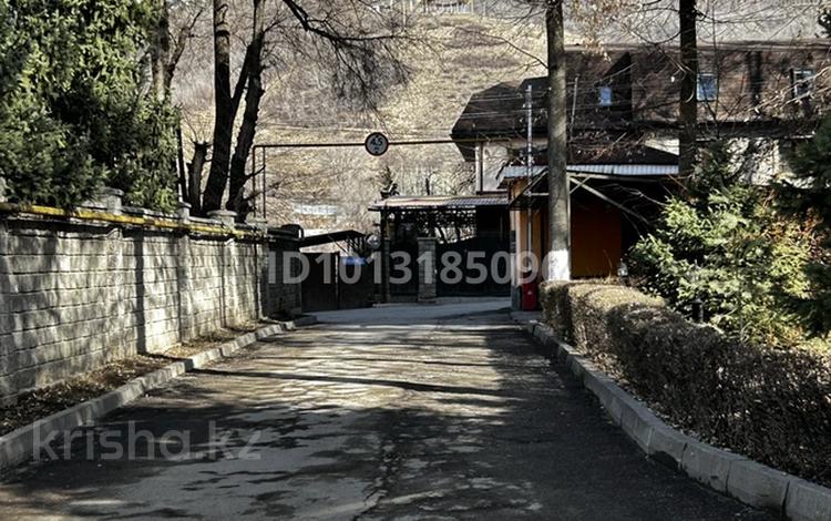 6-комнатная квартира · 450 м², Керей-Жәнібек хандар 29 — Сатпаева луганского за 1.5 млн ₸ в Алматы, Медеуский р-н — фото 2