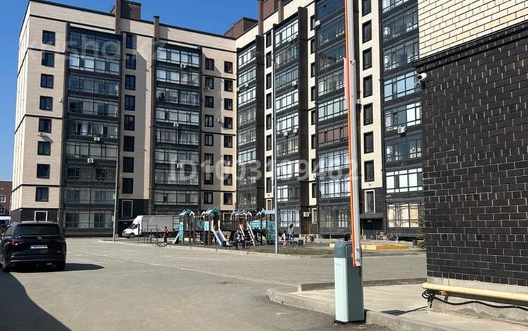1-комнатная квартира · 55 м² · 2/9 этаж, мкр Астана, Самал 72/4 — 10-й микрарайон рядом с 37 школой за 200 000 ₸ в Уральске — фото 2