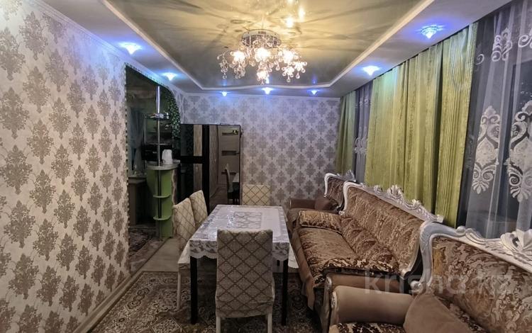 4-комнатная квартира · 80 м² · 3/5 этаж, мкр Юго-Восток, пр. Строителей за 25.5 млн ₸ в Караганде, Казыбек би р-н — фото 2