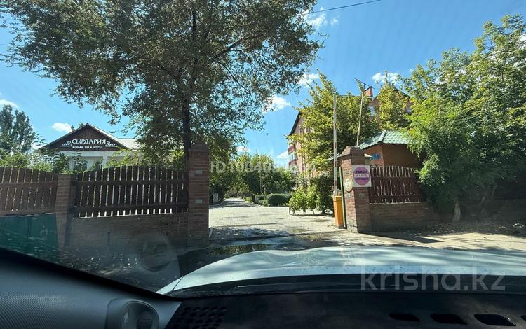 2-комнатная квартира · 100 м² · 1/3 этаж, Сужикова 4 — Жк сырдария дом 4 Б за 39 млн 〒 в  — фото 3