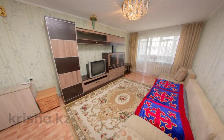 2-комнатная квартира, 48 м², 2/5 этаж посуточно, Интернациональная 92 — Гоголя за 14 900 〒 в Петропавловске — фото 2