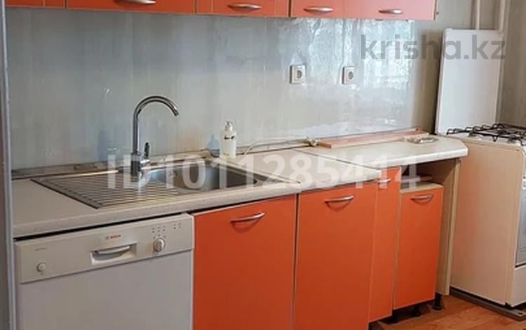 2-комнатная квартира · 62 м² · 5/6 этаж, мкр Кокжиек 16 за 215 000 ₸ в Алматы, Жетысуский р-н — фото 2
