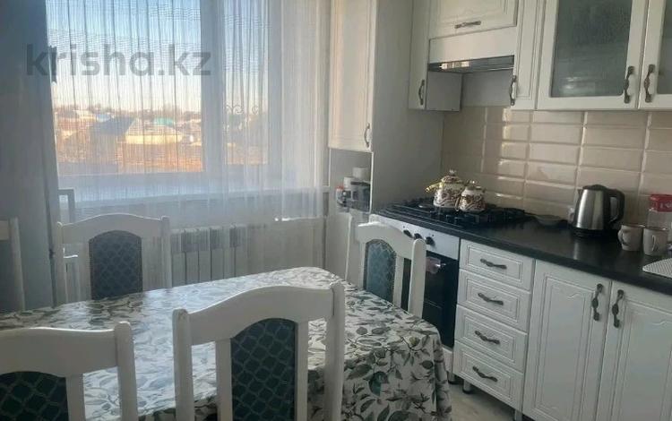 3-бөлмелі пәтер · 70 м² · 2/9 қабат, Болашақ ш/а., Богенбай батыра, бағасы: 25.5 млн ₸ в Актобе, мкр Болашак — фото 5