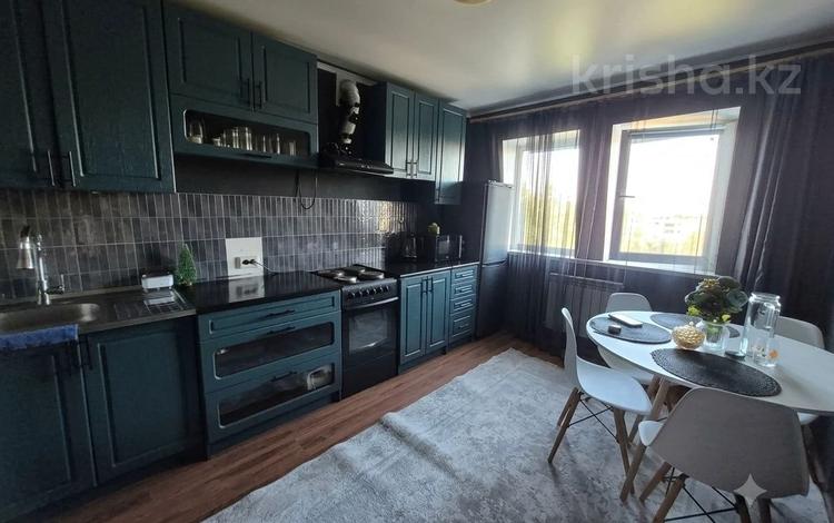 2-комнатная квартира · 63.3 м² · 6/6 этаж, Абая за 25 млн ₸ в Костанае — фото 2