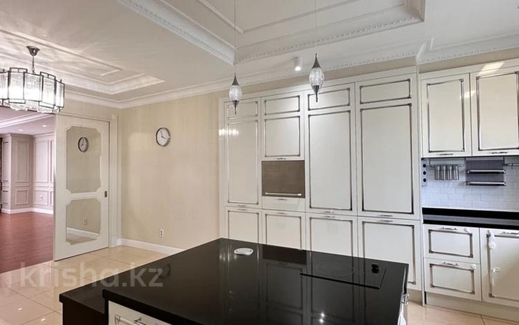 5-бөлмелі пәтер · 250 м² · 23/24 қабат, Кошкарбаева 8, бағасы: 165 млн 〒 в Астане, Алматы р-н — фото 12