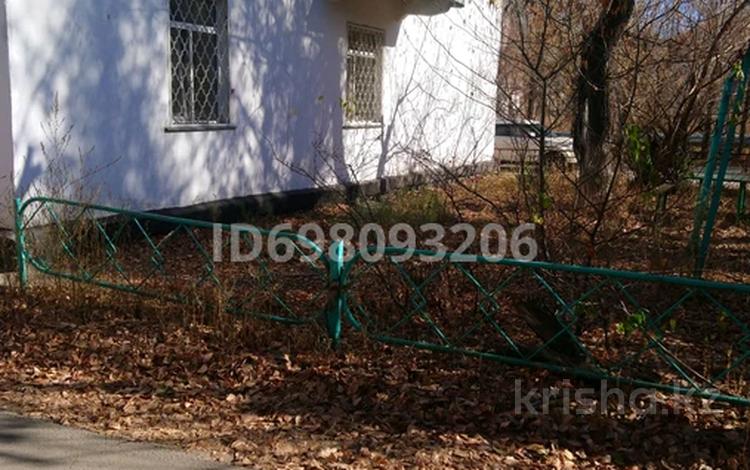 3-комнатная квартира · 66.2 м² · 1/2 этаж, Строителей — Республики, Строителей за 9.3 млн 〒 в Темиртау — фото 2