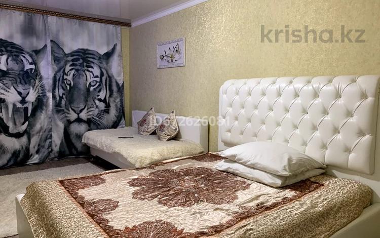 1-комнатная квартира · 38 м² · 2/5 этаж, мкр Новый Город, Нуркена Абдирова 34/1 за 9 000 〒 в Караганде, Казыбек би р-н — фото 4