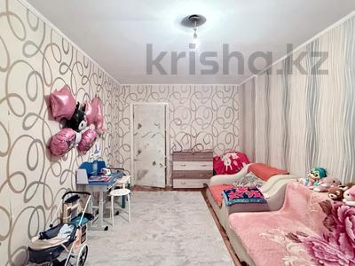 2-комнатная квартира · 50 м² · 3/6 этаж, Утепова 27 за 21.3 млн 〒 в Усть-Каменогорске