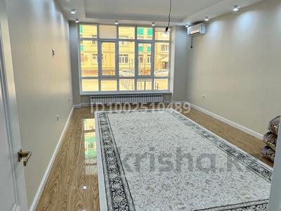 2-бөлмелі пәтер · 75 м² · 1/5 қабат, мкр Самал, Мкрн Самал ул Әбіш Кекілбай ұлы 60/2, бағасы: 300 000 〒 в Атырау
