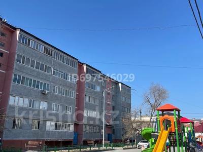 4-бөлмелі пәтер, 72.2 м², 2/5 қабат, Кенесары 34, бағасы: 22 млн 〒 в Туркестане