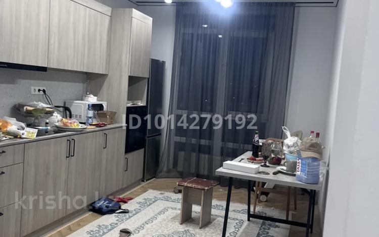 2-комнатная квартира · 60 м² · 8/9 этаж, мкр Думан-2, Мкрн Думан-2 62 за 330 000 ₸ в Алматы, Медеуский р-н — фото 2