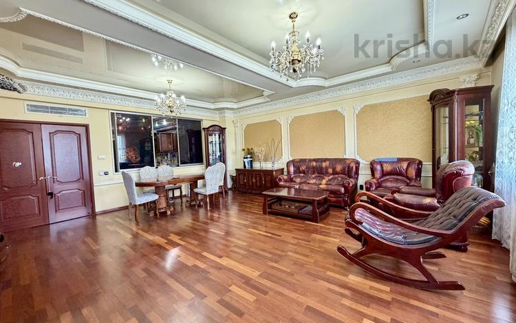4-бөлмелі пәтер · 160 м² · 10/20 қабат, Кенесары, бағасы: 96 млн ₸ в Астане, р-н Байконур — фото 2