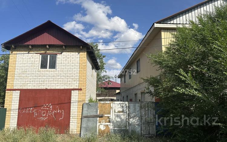 Отдельный дом · 6 комнат · 600 м² · 7 сот., Дуйсенова 57 за 40 млн ₸ в  — фото 2